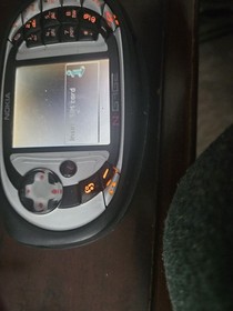 Nokia N-Gage QD Handheld Console, Power Supply, 1 Games, 1 Battery WORKS