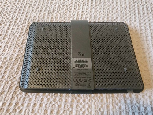 Cisco Linksys EA4500 N900 Dual Band Wi-Fi Wireless Router - Bild 2 von 5