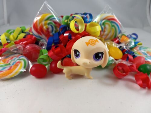 Littlest Pet Shop Blind Bag Candy Swirl Pale Lemon Yellow Dachshund Dog #3309 - Picture 1 of 3