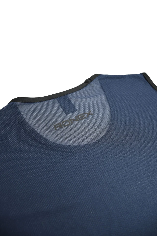 Ronex Lightweight Mesh Training Bib Football Soccer Vest Breathable Sportswear - Image 3 of 4