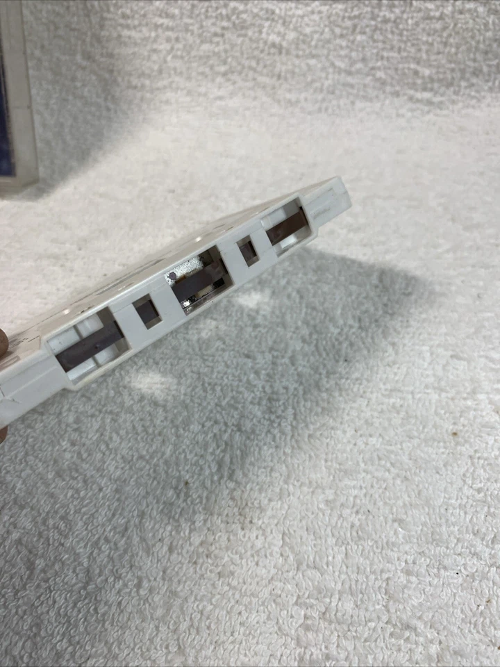 True Blue by Madonna (Cassette, Jun-1986, Warner Bros. Records) More In Store - Image 4 of 4