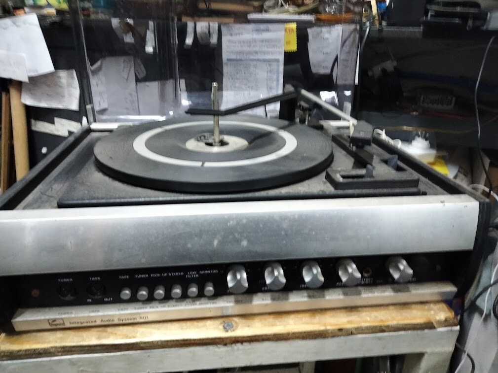 Cassa Per Giradischi Technics SL-1200 - Multiformato Per DJ