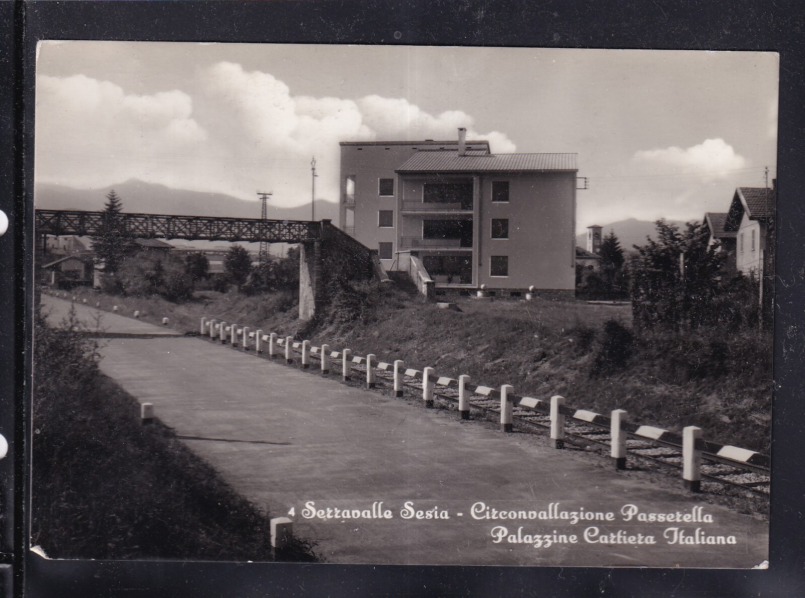 Cartolina Serravalle Sesia Circonvallazione Passerella Palazzine Cartiera AC1457
