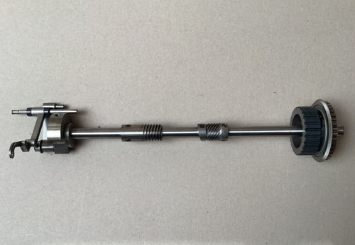 Obere Antriebswelle mit Fadenheber Pfaff Nähmaschine 1212 und andere