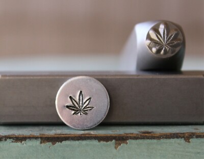SUPPLY GUY 7mm Large Hemp Pot Leaf Metal Punch Design Stamp SGCH-386