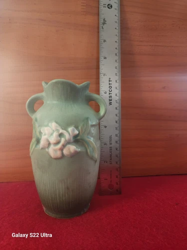 1940 Roseville Gardenia 681-6