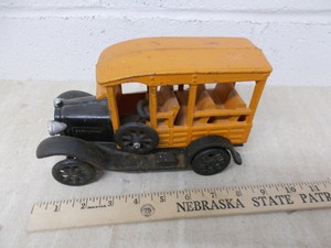 vintage & antique cast iron toys
