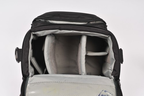 Lowepro Nova 3 AW Green Shoulder Bag for SLR with 3-4 lenses - Picture 8 of 10