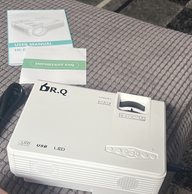 DR.Q HI-04 1800 1080P HD Lumen Home 