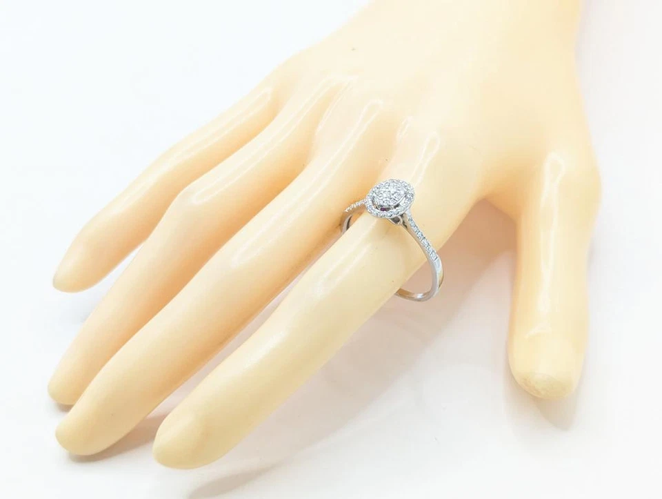 14K 2.4g Solid White Gold Diamond Cluster Ring - Image 2 of 4