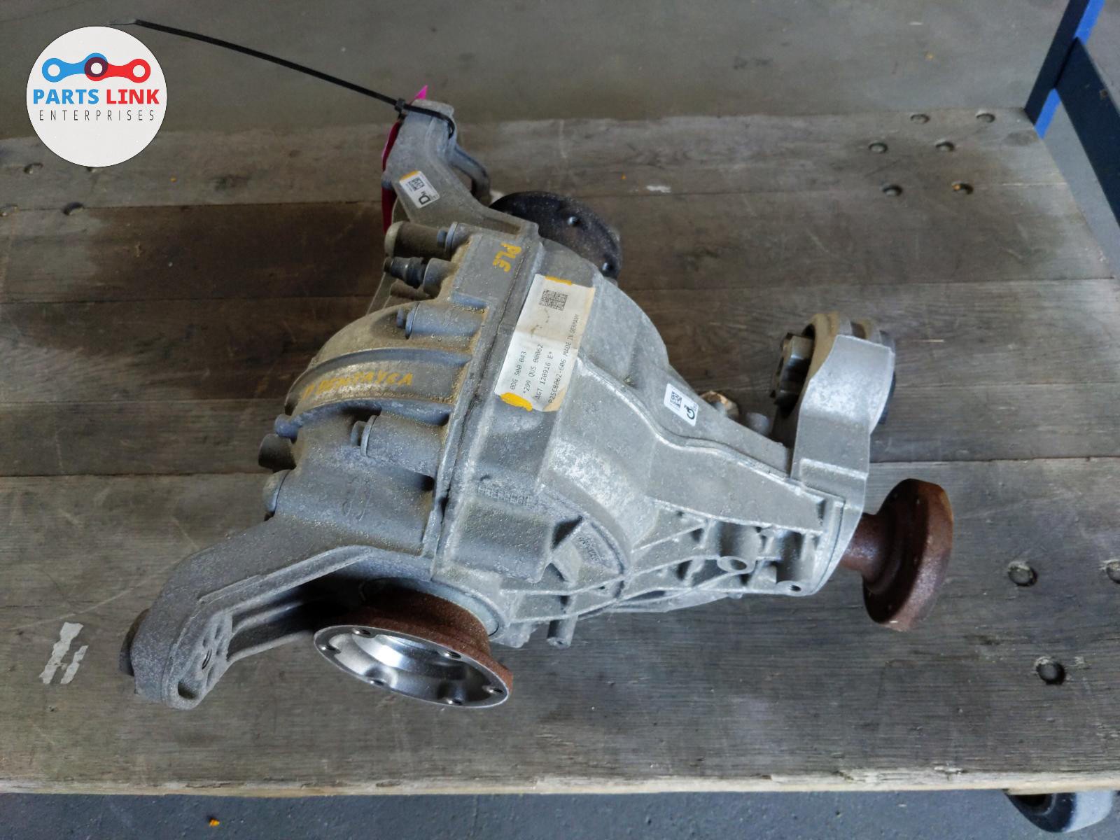 2016-20 BENTLEY BENTAYGA REAR DIFFERENTIAL OPEN CARRIER GEARBOX ASSEMBLY 6.0L