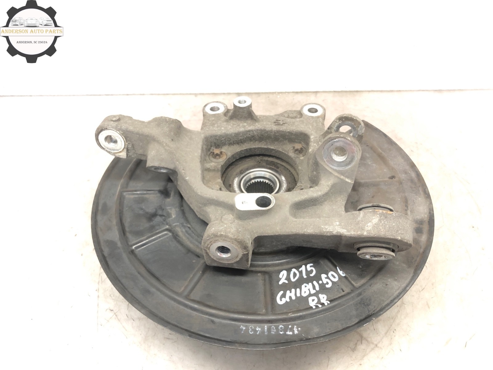 2014-2017 MASERATI GHIBLI RWD RIGHT PASSENGER REAR SPINDLE KNUCKLE HUB OEM