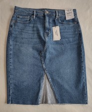 Calvin Klein Women s High Rise Blue Denim Skirt Size 31