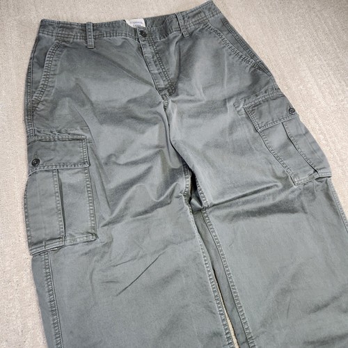 Vintage GAP Cargo Pants Men 36x30 Baggy Wide Leg Heavy Cotton Green Y2K  by GAP, $35.99 - Photo 2