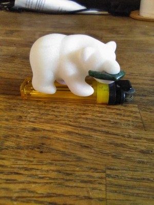 Vtg Art Carved White Marble Bear with Green Jade Fish in Mouth Figurine
