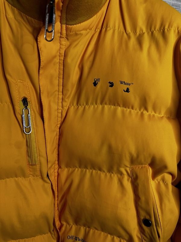 Off-White Reversible Yellow Down Puffer Jacket Si… - image 8