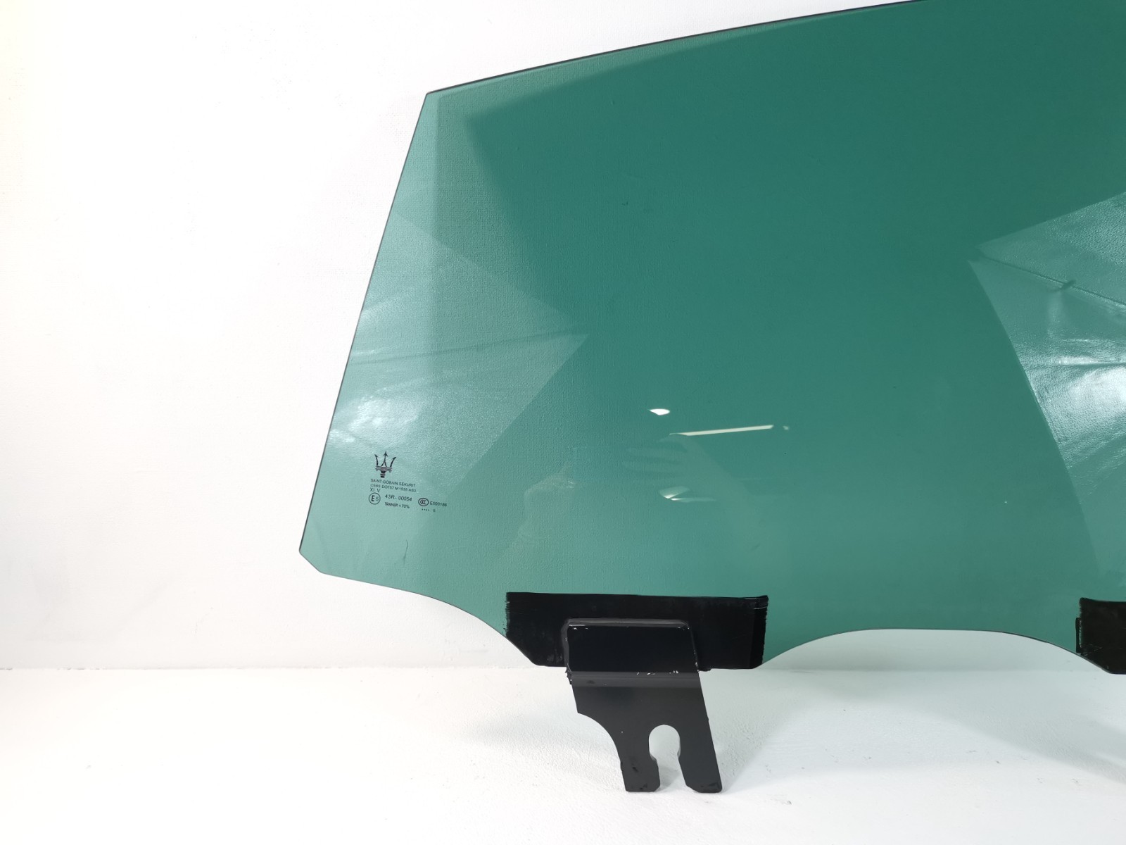 Maserati Levante S AWD 2017 Rear Right Side Window Glass 43R-00054 OEM