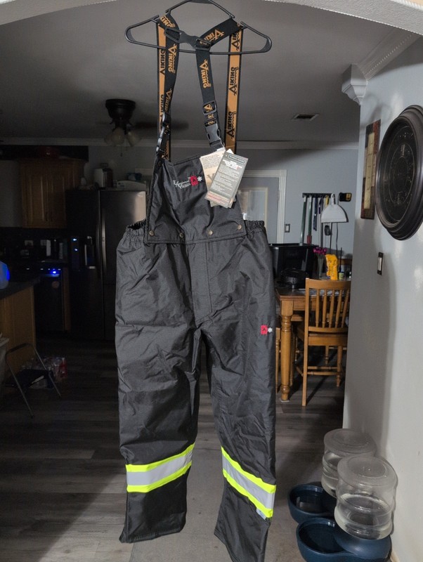 Professional Viking Insulated Journeyman 300D FR Bibs And Coat