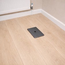 LVT Luxury Click Vinyl Flooring SPC Waterproof Nordic Oak With Underlay 1 Sqm