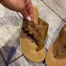 Women's Brown Flower Embellished Flip Flop Sandals