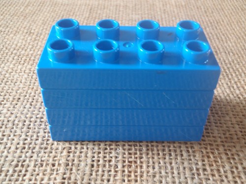 Lego Duplo Menge 4 Größe 2 x 8 x 1 blaue Steine Lot - Bild 3 von 3
