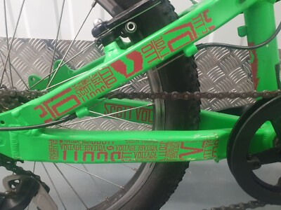 Scott Voltage JR20 Boys Mountain Bike Green Gears 20 Scott Voltage JR20 Boys Mountain Bike Green Gears 20