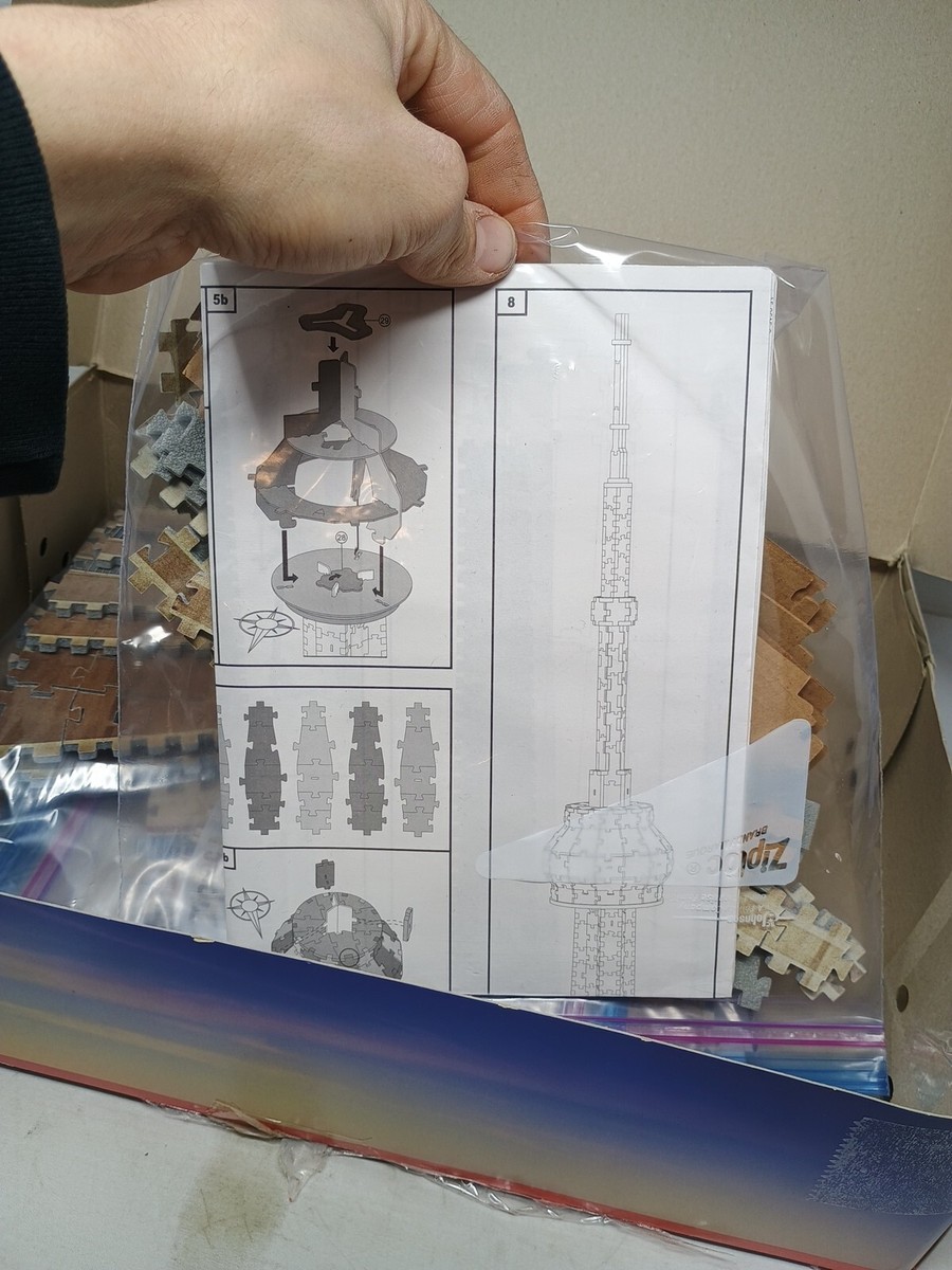 Wrebbit Puzz 3d Puzzle CN Tower Toronto Canada 761 Pcs 5 FT