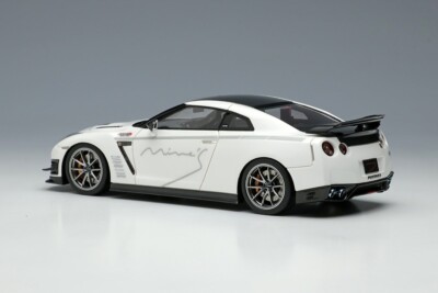 エブロEBBRO 日産NISSAN GT-R NISMO 1/43 ホワイト Amazon | EBBRO エブロ 1/43 日産 GT-R NISMO R35 ニスモ