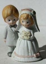 Bride Groom Figurine Wedding Cake Topper Ceramic Porcelain Hand Painted Lefton