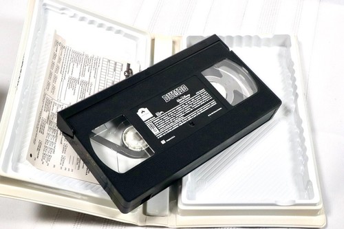 24 VHS - 15 Walt Disney Masterpiece, 6 Disney, plus 3 WB, Batman,Pooh,Mulan,more - 第 7/11 張圖片