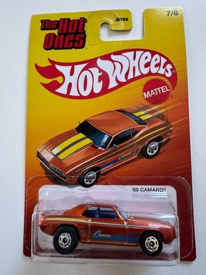 The Hot Ones 69 Camaro Chase - Metal Base (Free Lower 48 Shipping)