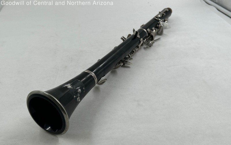 Deluxe Clarinet * Missing Parts *