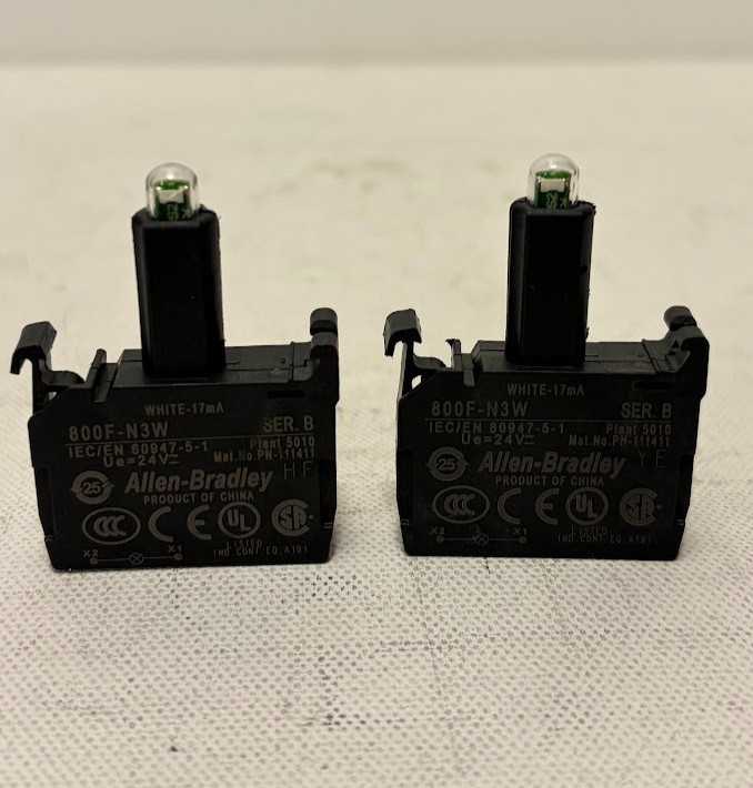 New! Allen Bradley 800F-N3W Ser B White LED Lamp Module 24V (Lot of 2)