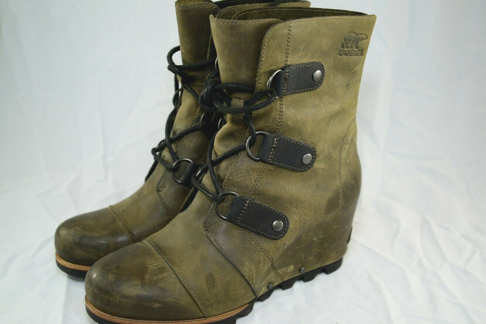 Sorel Joan of Arctic Waterproof Leather Wedge Mid Boots NL2173 Size 9.