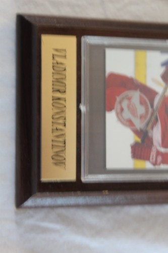 Detroit Red Wings Wood Wall Plaque With Vladimir Konstantinov Card Collectible - Picture 3 of 5
