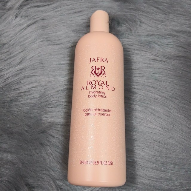 Jafra Royal Almond Hydrating Body Lotion 16.9 oz. New eBay