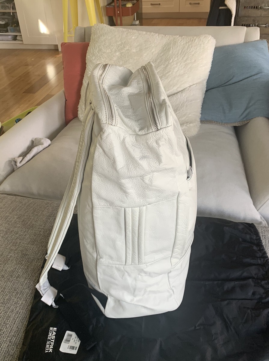 NICOMEDE TALAVERA コラボ EASTPAK | ヤマダウェブコム