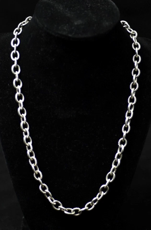 COLLAR EXQUISITO PLATA ESTERLINA 55 GRAMOS
