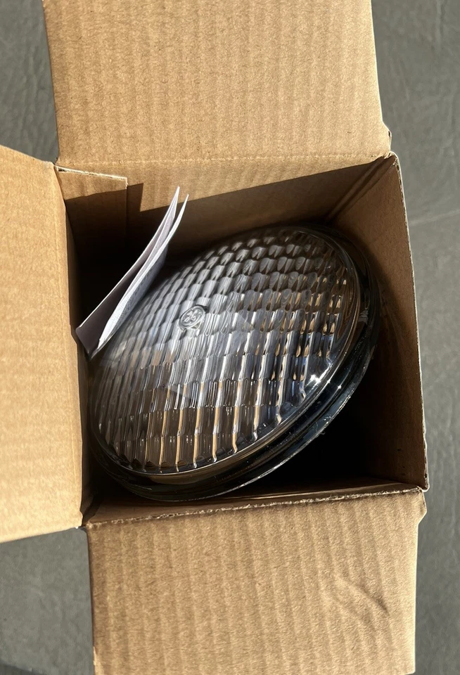 GE 4627 100W 28V Aviation Lamp/bulb - Image 3 of 4