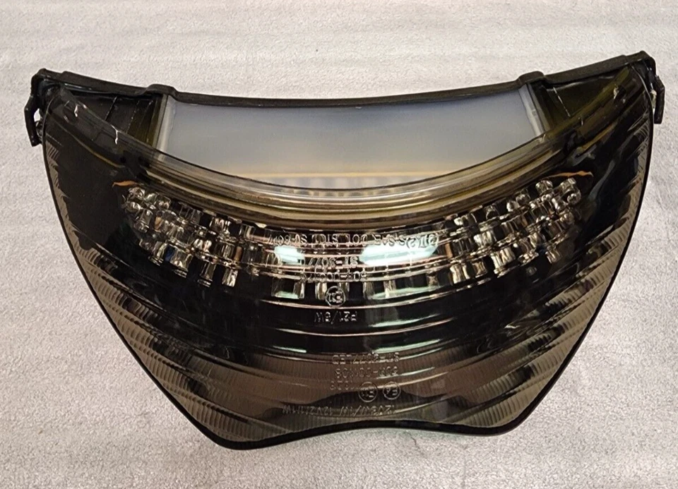 1999 -2005 HONDA CBR600F4, CBR600F4i LED Tail Light Built-in Turn Signals - Image 4 of 4