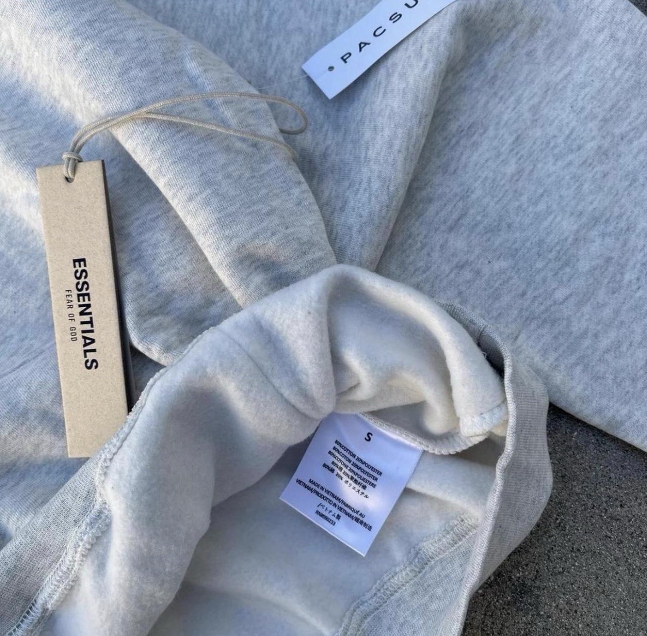 Fear of Gods Essentials Men's Light Oatmeal Hoodie Size Small Brand New In Hand thumbnail 6