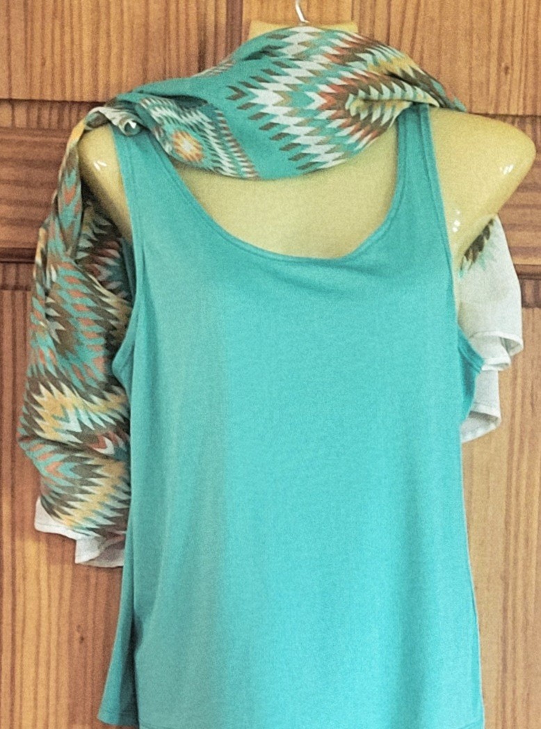 RUBY RD Layered Lightweight Multicolor Pullover T… - image 4