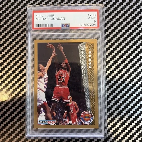 1992-93 Fleer #238 League Leader Michael Jordan PSA 9 Chicago Bulls