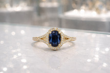 3.00 Ct Oval Cut Natural Sapphire & Promise P...