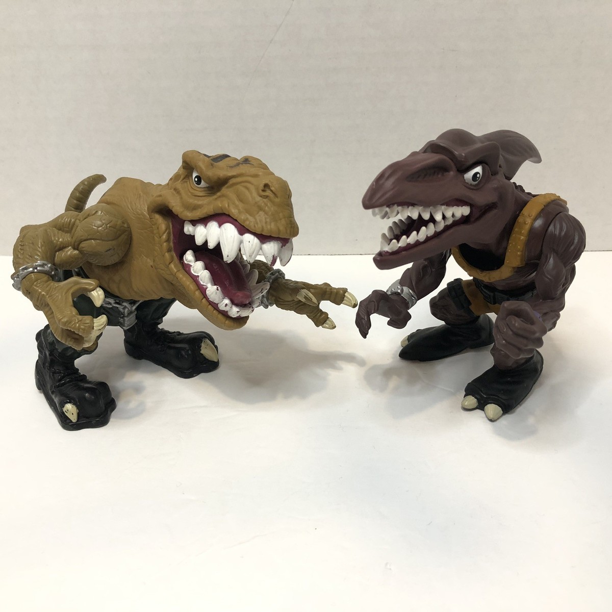 Extreme Dinosaurs 1996 Mattel Street Sharks Action Figures Lot of