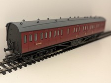 Dapol 57ft Stanier Non-Corridor Composite Coach BR Carmine (Unlined)