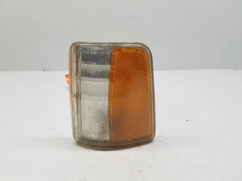 Luz de estacionamiento/esquina del conductor lámpara de giro compatible con 91-96 DAKOTA 4639 Foto 4 de 4
