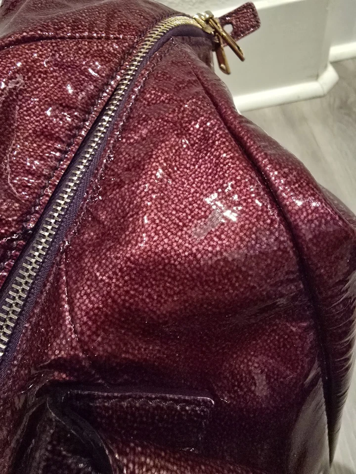 Pre-Loved YSL charol rojo viaje/fin de semana hombro o bolso de mano con certificado de autenticidad Foto 4 de 4