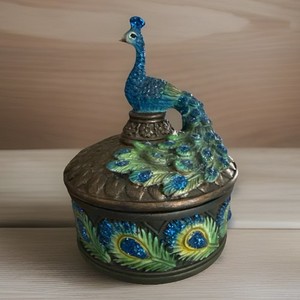 Peacock Trinket Box Bird Tail Feathers Resin Glitter Round Jewelry Keys Animal