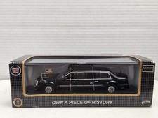CADILLAC PRESIDENTIAL LIMOUSINE 2009 1:43 Luxury DIECAST SCALE MODEL NIP Rare
